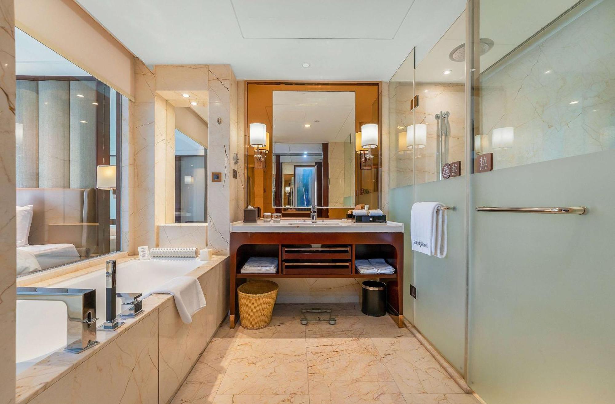 Kangda Howard Johnson Hotel Qingdao Xianlang Exterior photo